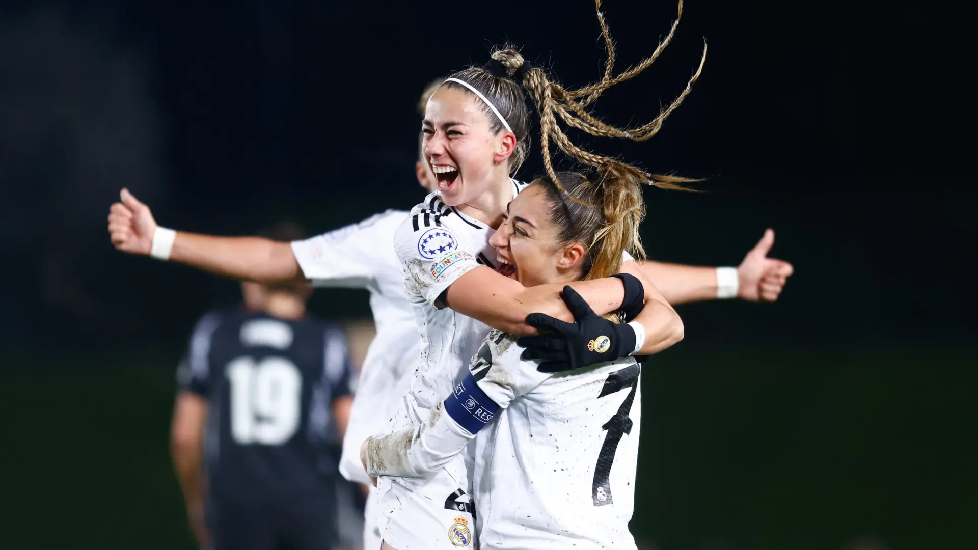 La reivindicación de Alberto Toril tras la primera gran noche europea del Real Madrid femenino: "No es todo dar palos y criticar"