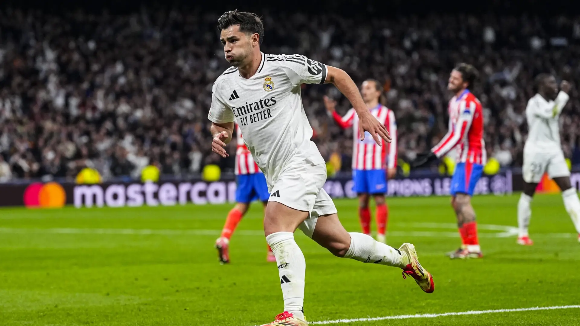 El Madrid golpea primero en la Champions ante un Atleti que sigue con vida