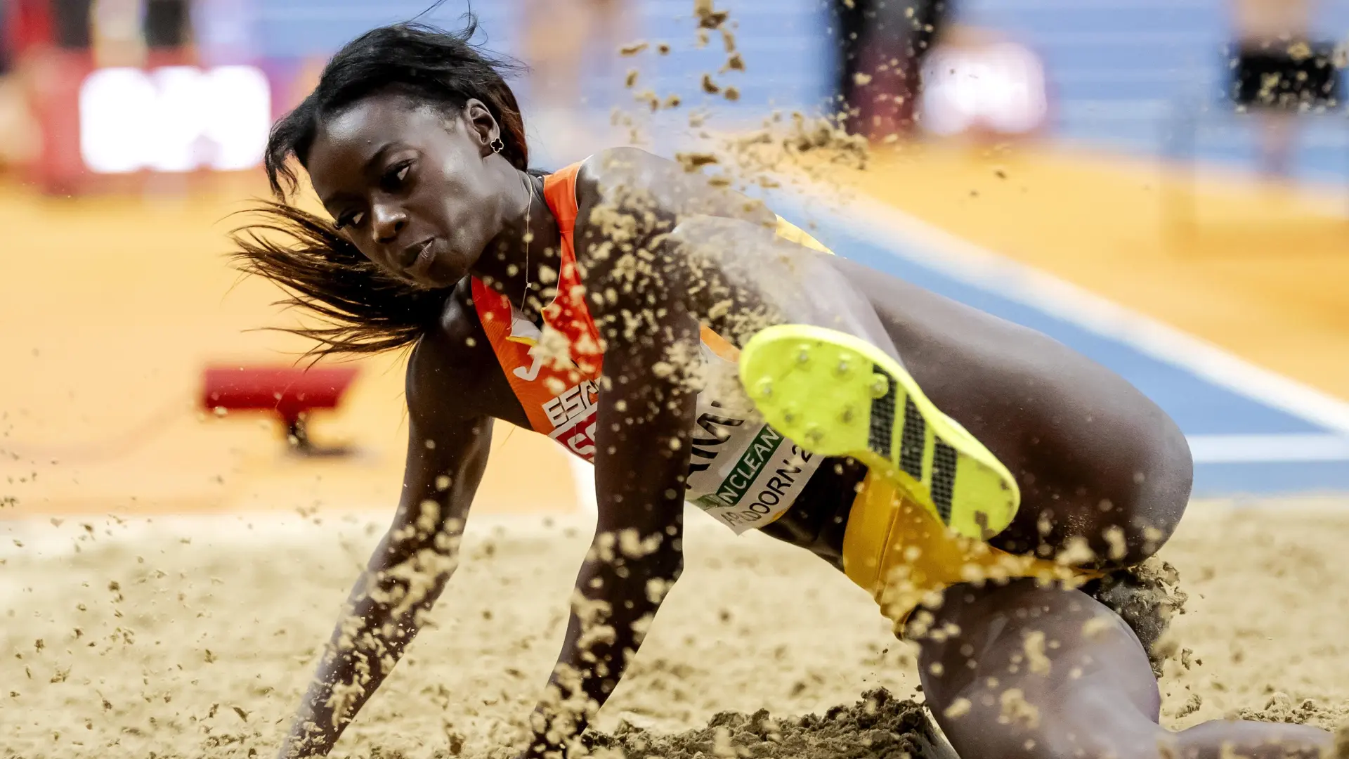 Fátima Diame se queda sin medalla en salto de longitud