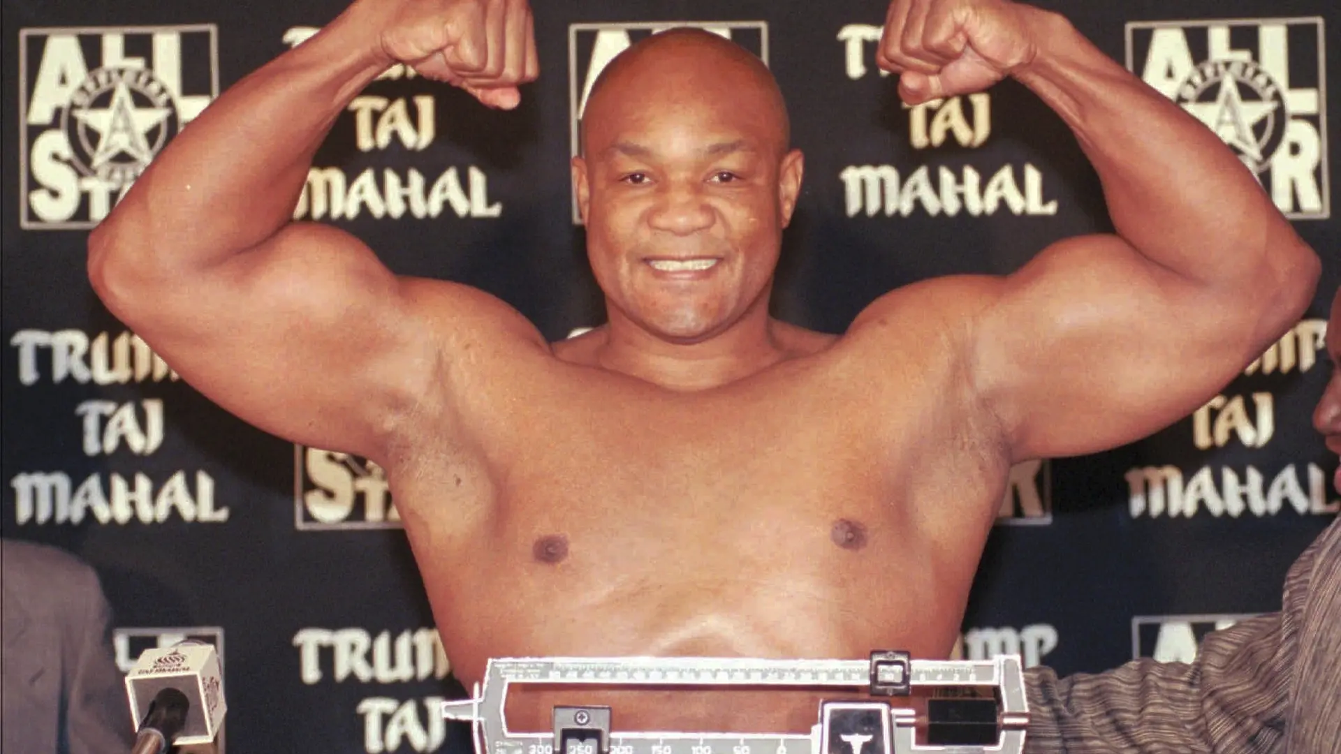 Muere George Foreman, leyenda del boxeo y protagonista del combate más famoso de todos los tiempos