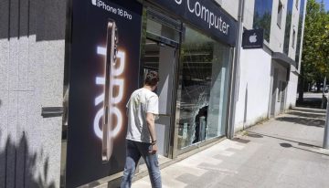 40.000 euros de productos Apple en dos minutos: la técnica del alunizaje causa estragos en Santiago de Compostela