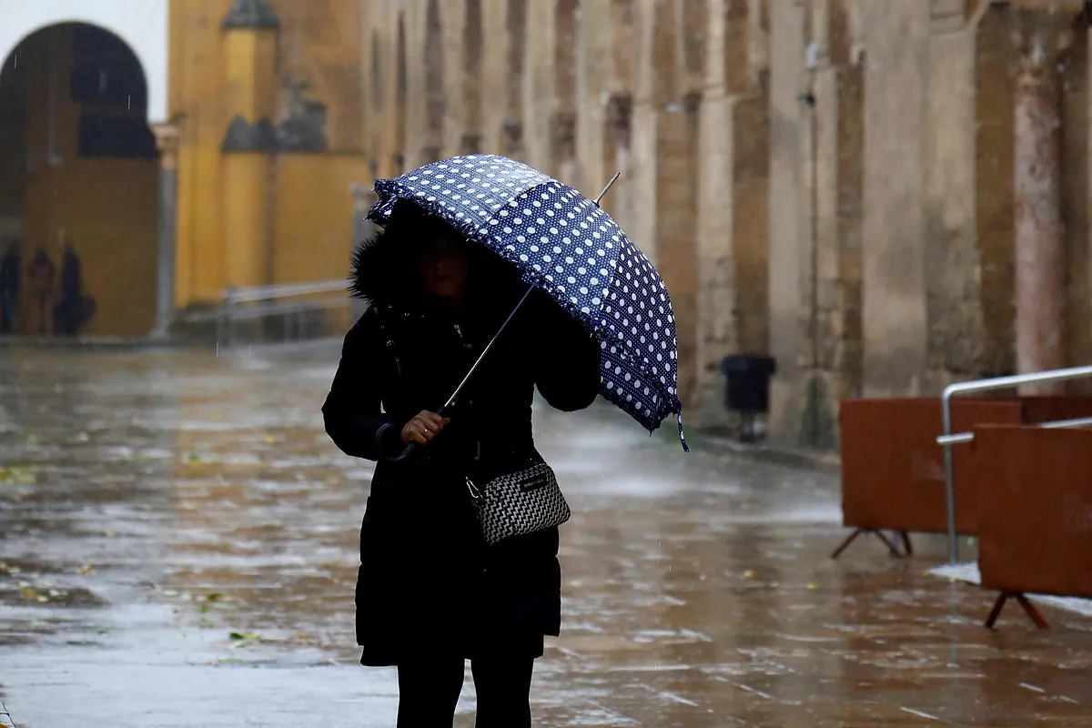 La Aemet activa la alerta amarilla en tres comunidades por fuertes lluvias y tormentas