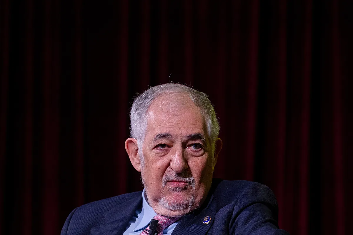 El PP reclama a Pumpido que se aparte del recurso contra la Ley de Amnistía porque su esposa participó en un informe del CGPJ sobre esta norma