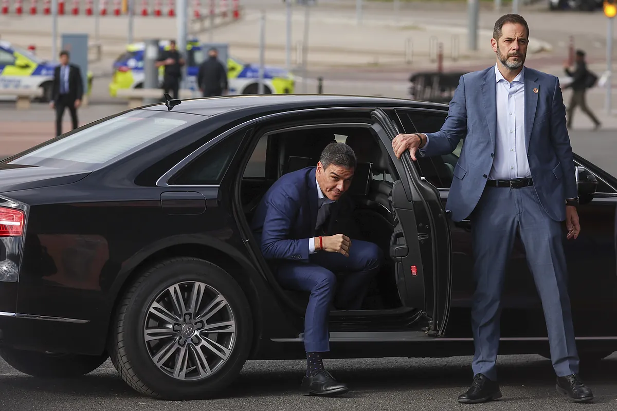 El gobierno encuentra un 'consuelo' en la crisis del apagón: desvía el foco del «problema de imagen» de Sánchez