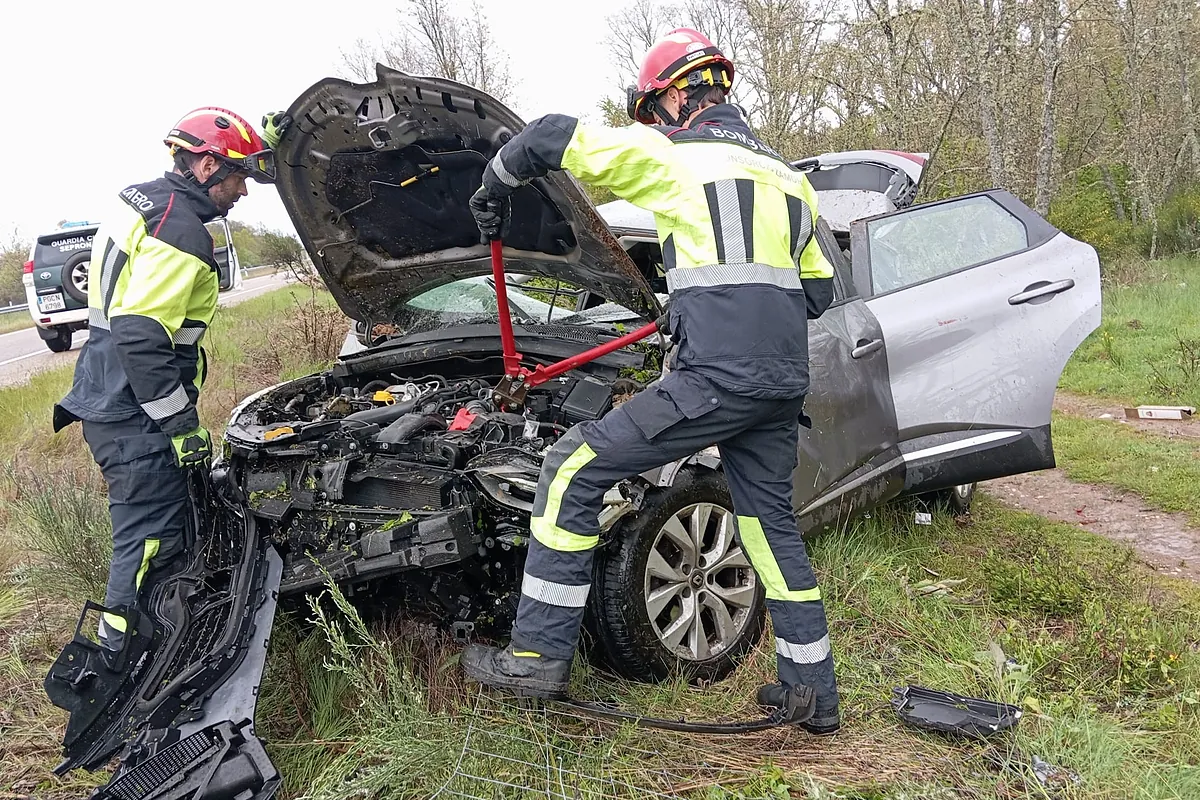 Las fuertes tormentas provocan incidentes en carreteras e infraestructuras en varias  provincias de España