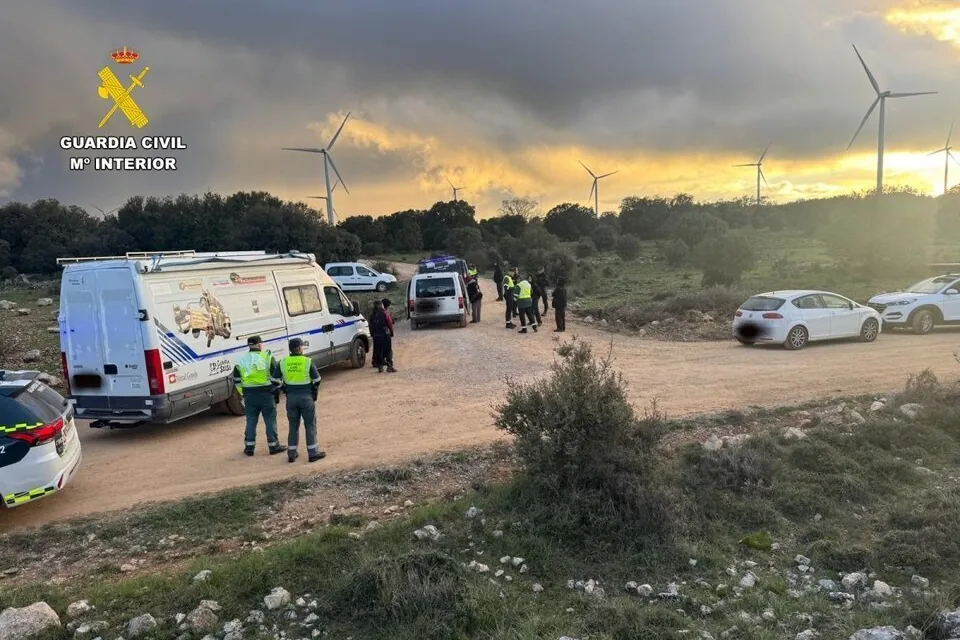 La multitudinaria 'rave' de Aguaviva se salda con nueve armas intervenidas y 51 infracciones por drogas