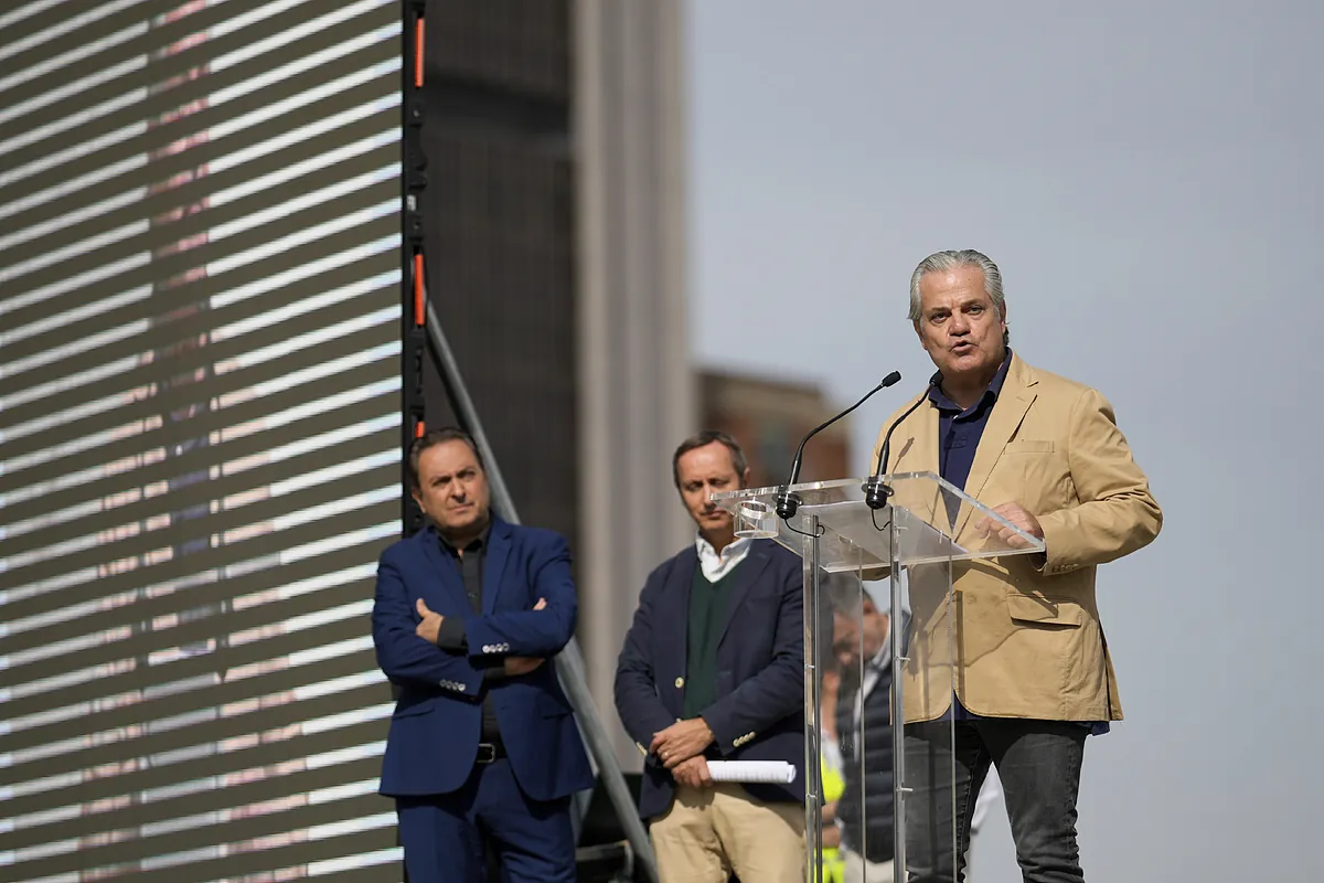 La Mesa del Congreso prohíbe el preestreno de un documental sobre la «historia criminal» del PSOE