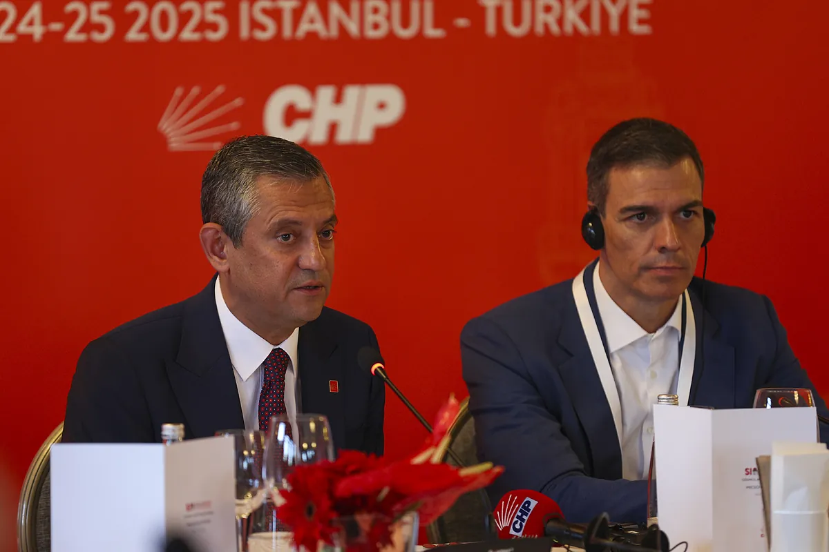 Sánchez llama desde Turquía a los socialdemócratas a alzarse contra Israel: «La situación en Gaza es inaceptable, no nos vamos a callar»