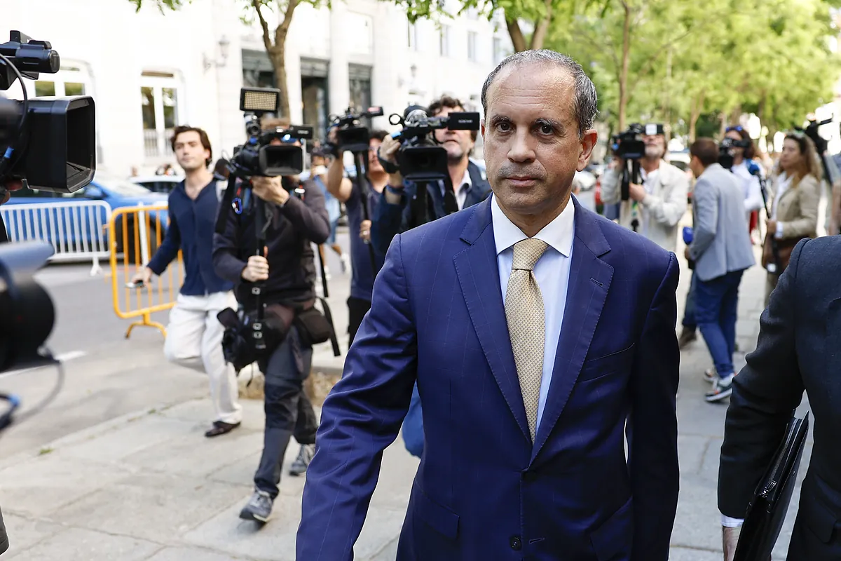 El abogado del novio de Ayuso declara en el Supremo que González Amador dejó en sus manos cómo y cuándo negociar con Fiscalía una conformidad