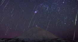 Último día para ver la lluvia de estrellas más importante de la primavera: mejores sitios para ver los rastros del cometa Halley en Barcelona y Catalunya