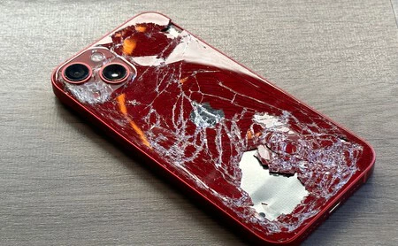 Alguno de los iPhone de los clientes llegaban en condiciones irreparables