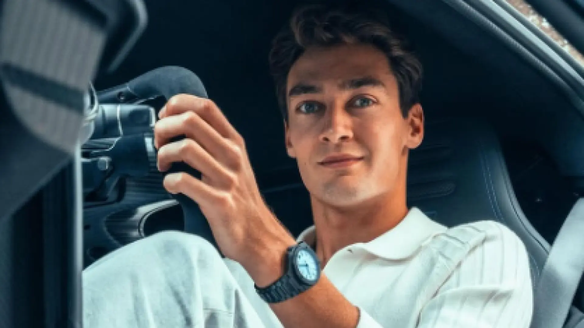 George Russell presume de su nuevo Mercedes: un coche de varios millones del que solo existen 275 unidades