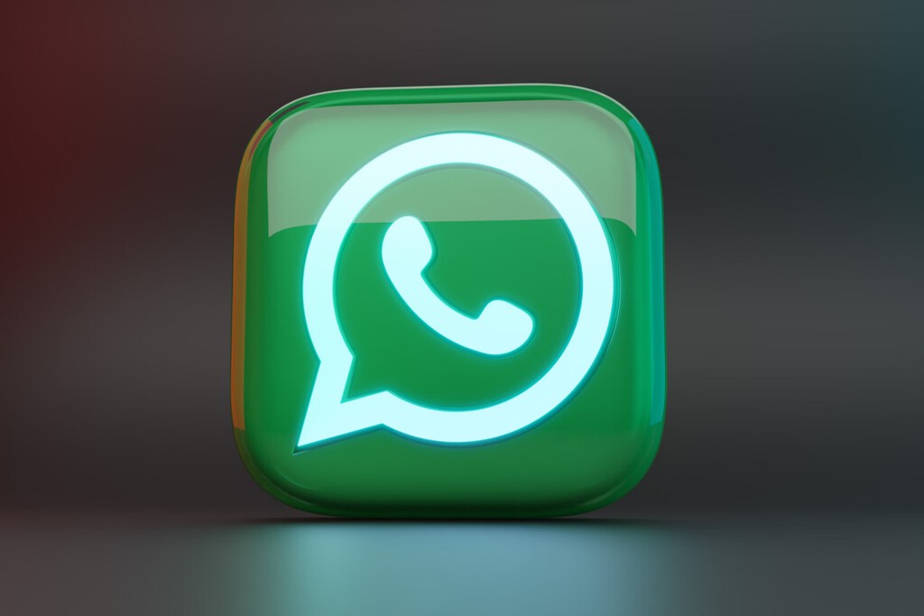 La última novedad de WhatsApp son bots con IA para que hagan cosas por ti 