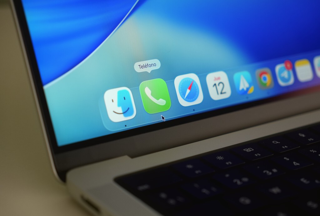 Apple acaba de mostrar la pieza que faltaba para los Mac con 5G. La app Teléfono es solo el primer paso 