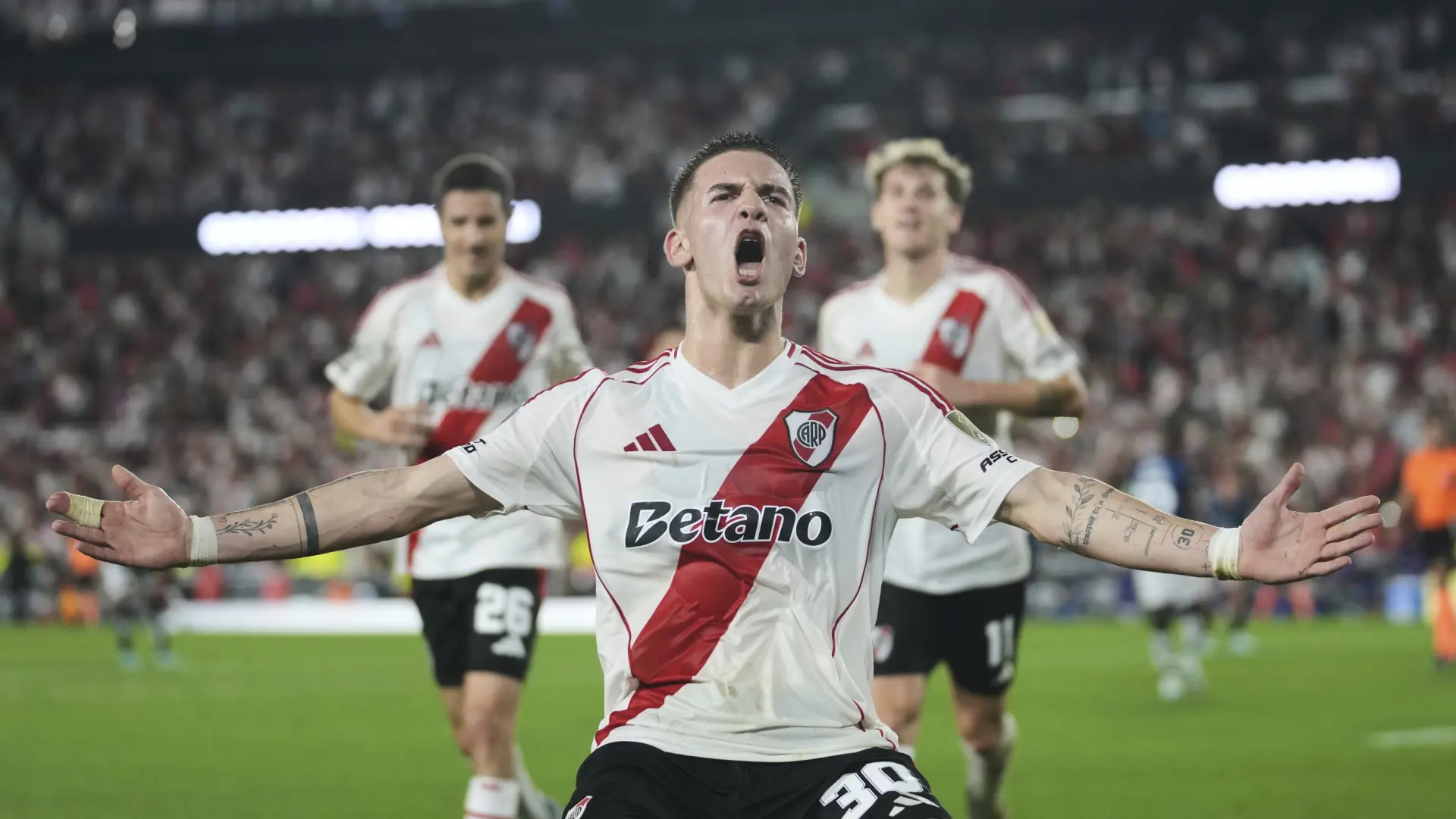 River avisa sobre Mastantuono: "Debemos defender los intereses del club hasta el último centavo"