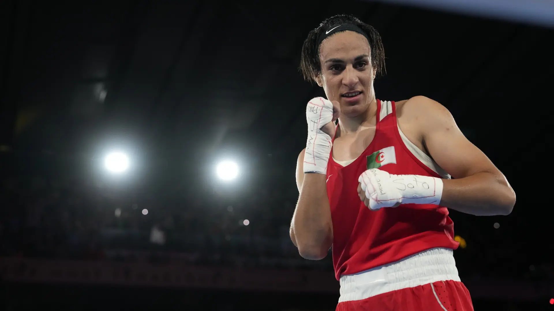 World Boxing pide perdón por mencionar a Imane Khelif en su normativa: "Su privacidad debería haber sido protegida"