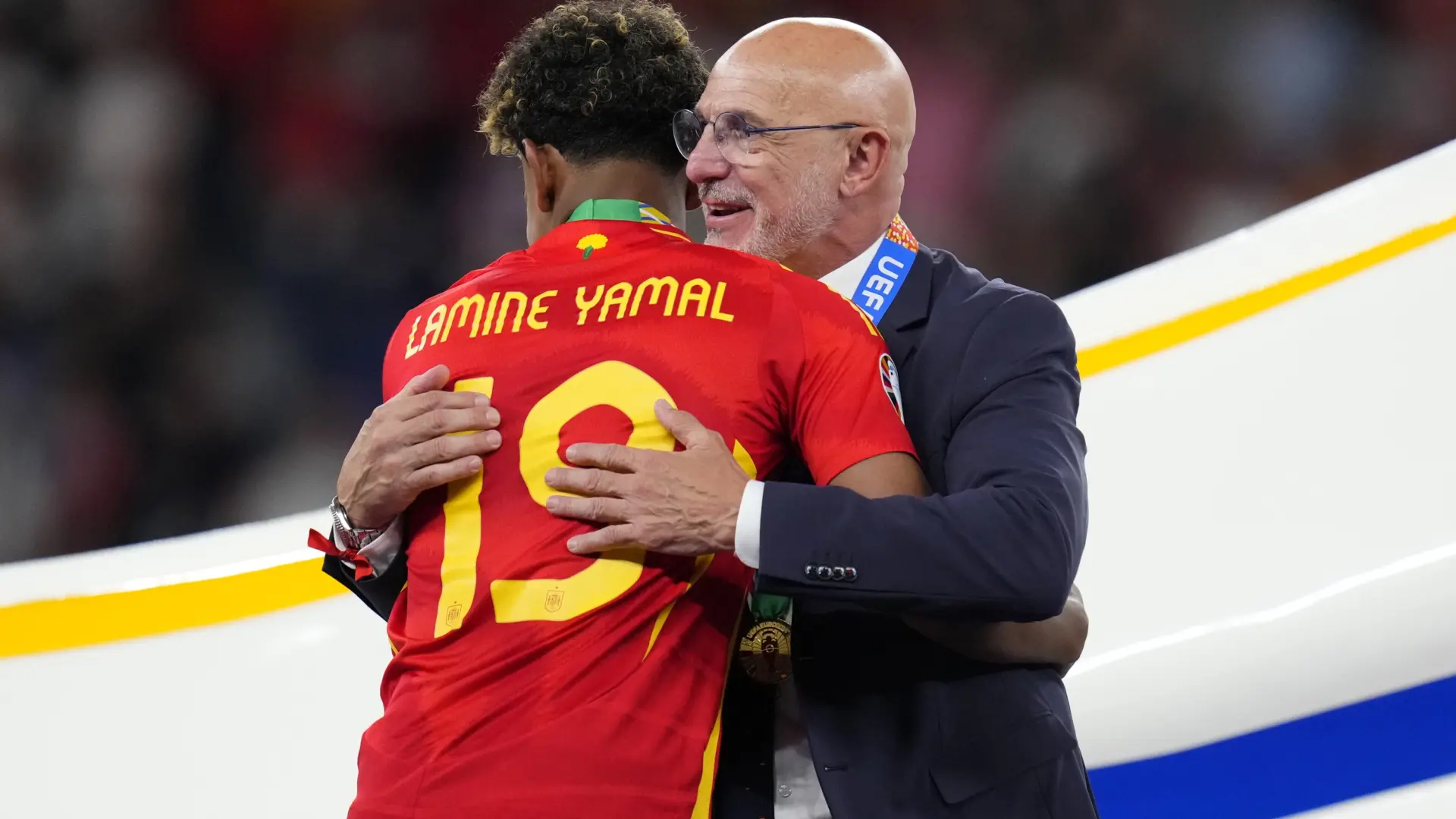 Luis de la Fuente reclama el Balón de Oro para Lamine Yamal: "Yo le voto, va a ser impresionante"