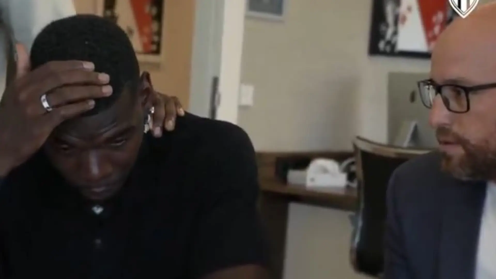 Paul Pogba rompe a llorar en plena firma de su nuevo contrato con el Mónaco