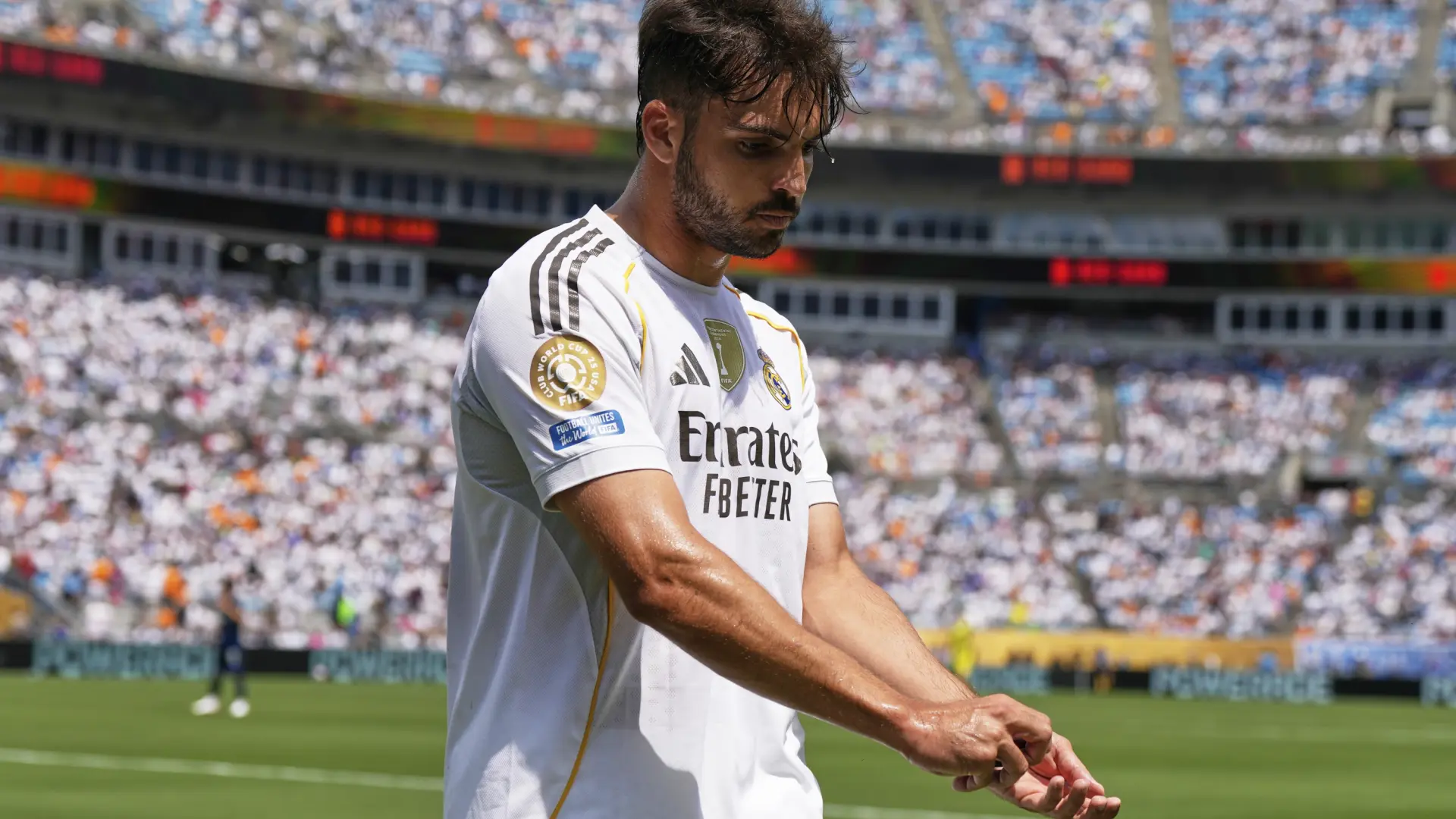 Raúl Asencio, el señalado del Real Madrid en el Mundial de Clubes tras dos graves errores: "Hay que ser más inteligente"