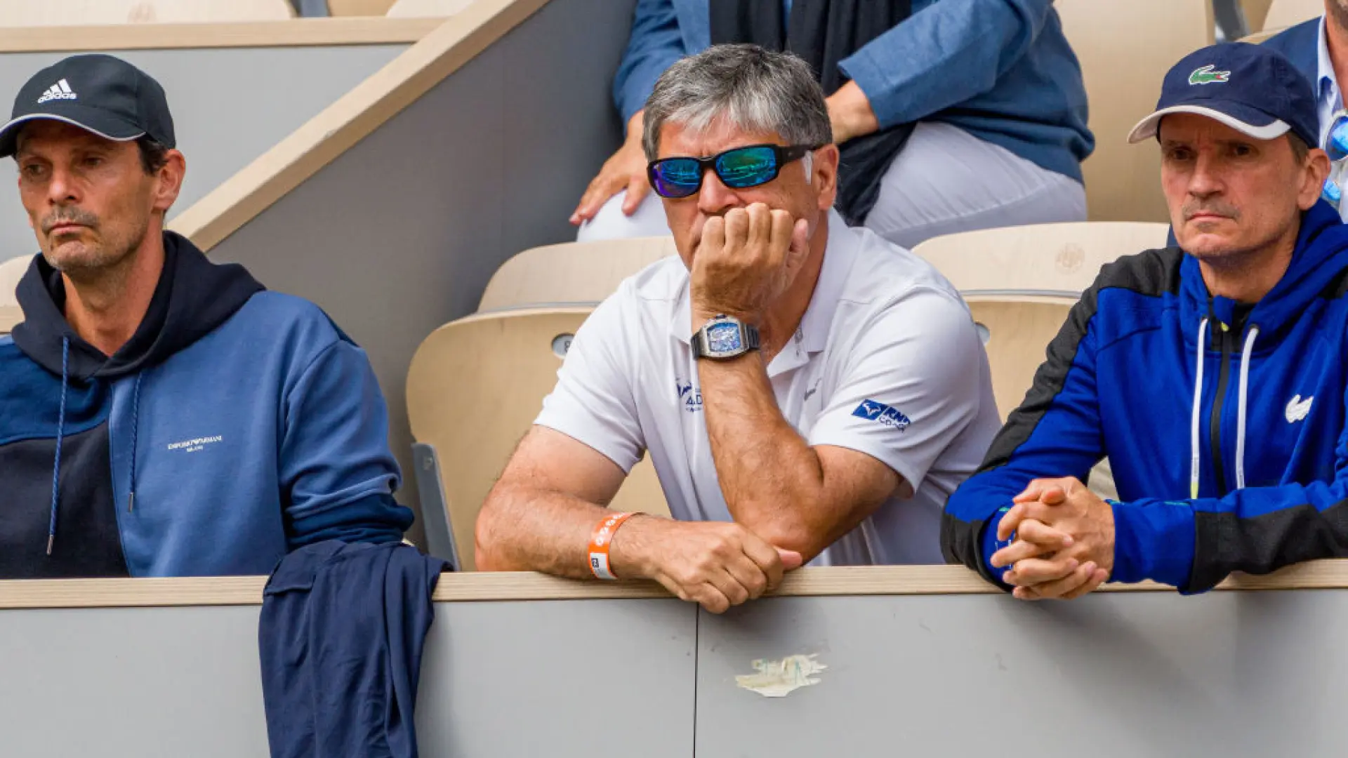 Toni Nadal critica con dureza la actitud que Carlos Alcaraz muestra en su documental: "Si le agobia, pues que deje el tenis"