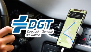 «No existen los soportes homologados». Lo que me dijo la DGT sobre llevar el iPhone en el coche y cómo evitar multas