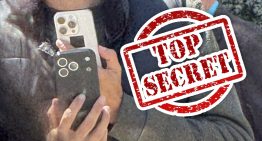 Pillan por la calle a un hombre usando un iPhone que no hemos visto jamás. Y todo apunta a que es el iPhone 17 Pro
