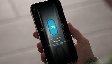 El traductor nativo del iPhone no me convencía y acabo de cambiarlo por otro que funciona mucho mejor. Así puedes hacerlo tú
