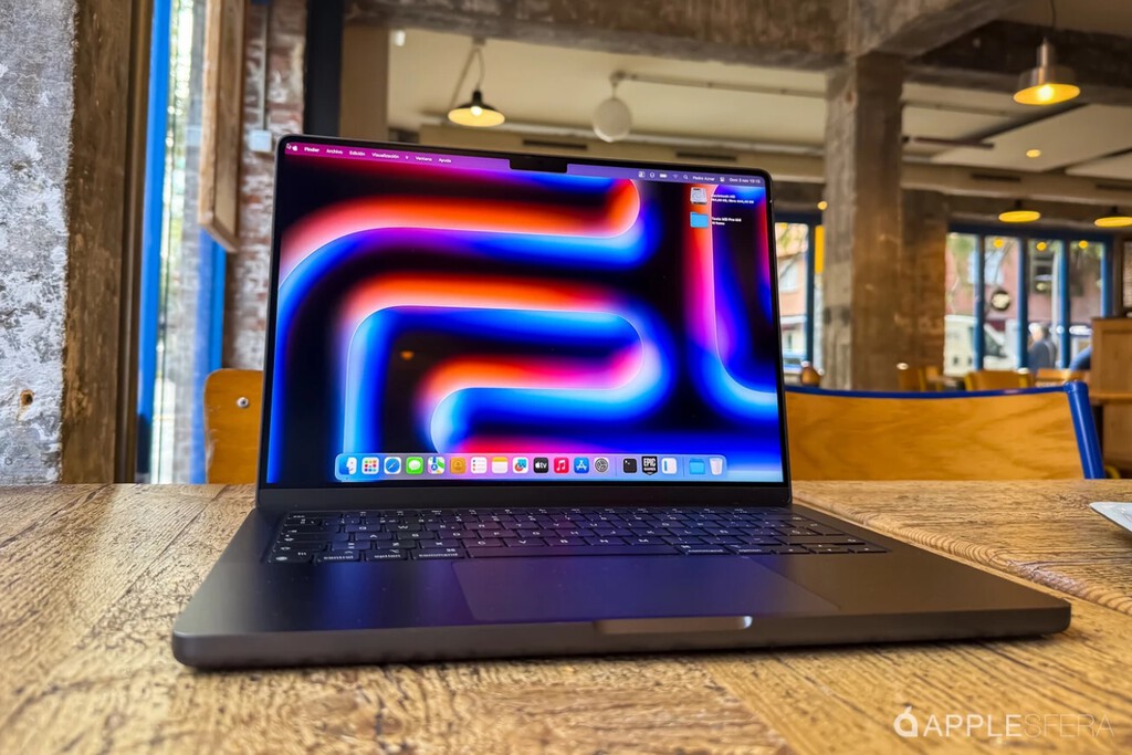Si quieres comprar un MacBook Pro M5, tendrás que esperar: Gurman acaba de revelar la nueva hoja de ruta de Apple 