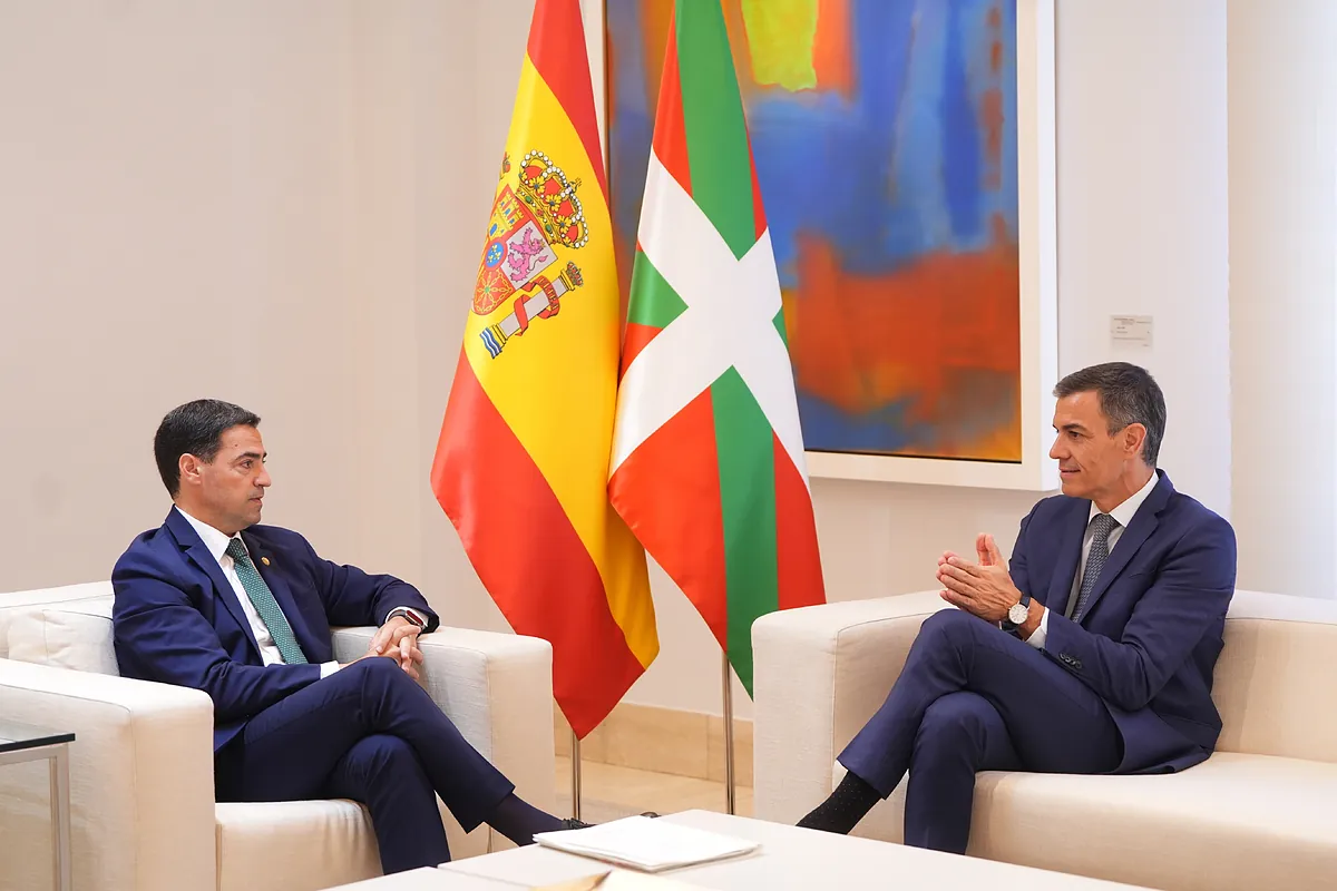 El PNV arranca a Sánchez una cesión mínima en la Seguridad Social y le exige poner «orden en su Gobierno»
