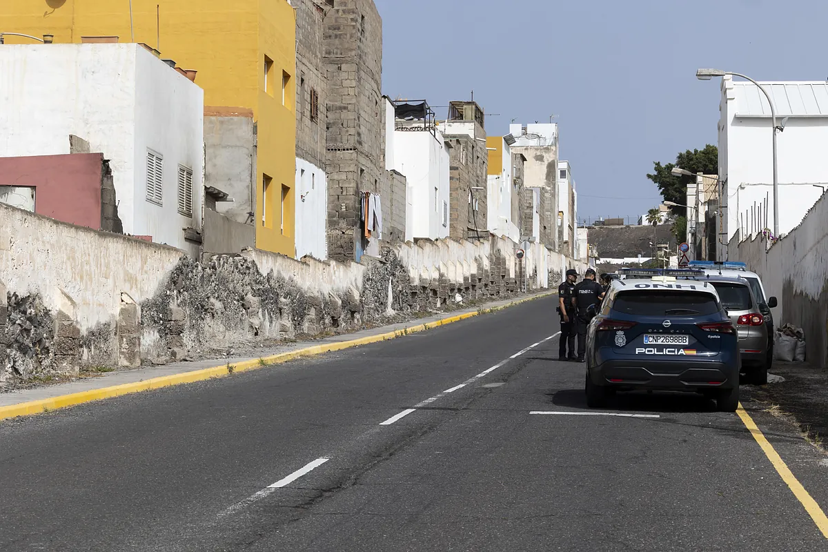 El juez que investiga al joven marroquí que quemó a la menor tutelada en Canarias quiere saber si llevaba burka y éste pudo acelerar la combustión