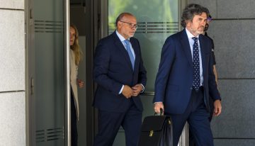 El juez retira el pasaporte a Pardo de Vera, que niega irregularidades en Adif y declara que se quejó a Ábalos de la insistencia de Koldo