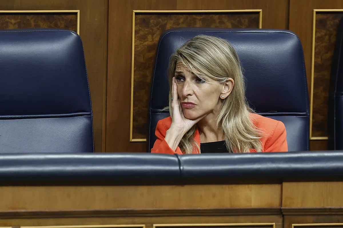 Trabajo intensifica las negociaciones para aprobar los permisos paternales este martes