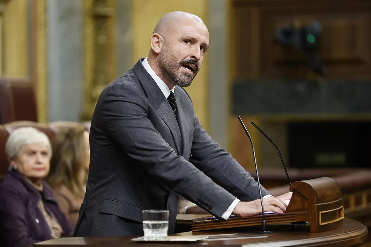 El PP presiona con una Ley de Trata a un PSOE enredado con el abolicionismo y los escándalos de Ábalos y Koldo con prostitutas