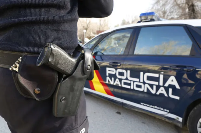 Investigan la muerte violenta de un hombre de 67 años en la residencia de Cascante