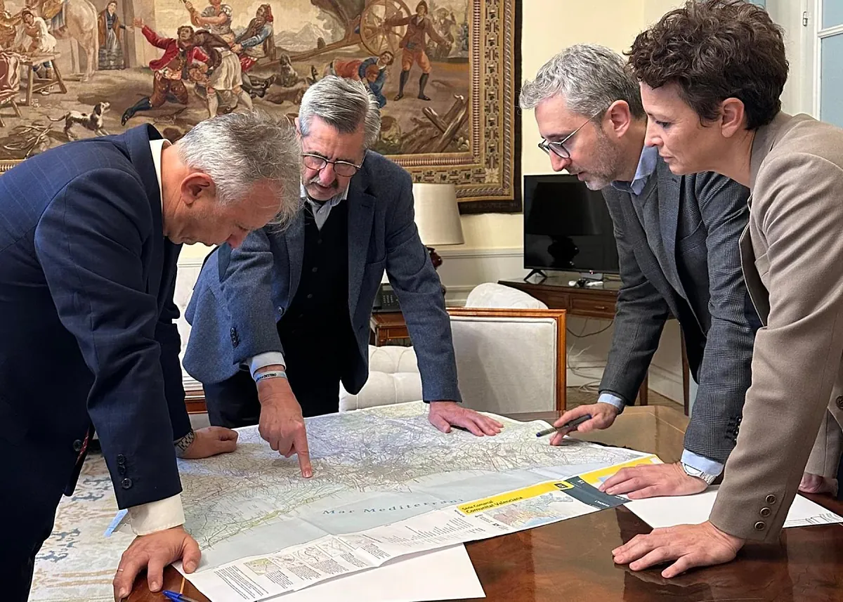 El Gobierno esperará a tomar «la decisión pertinente» sobre el comisionado de la Dana hasta que reciba la documentación solicitada sobre su título