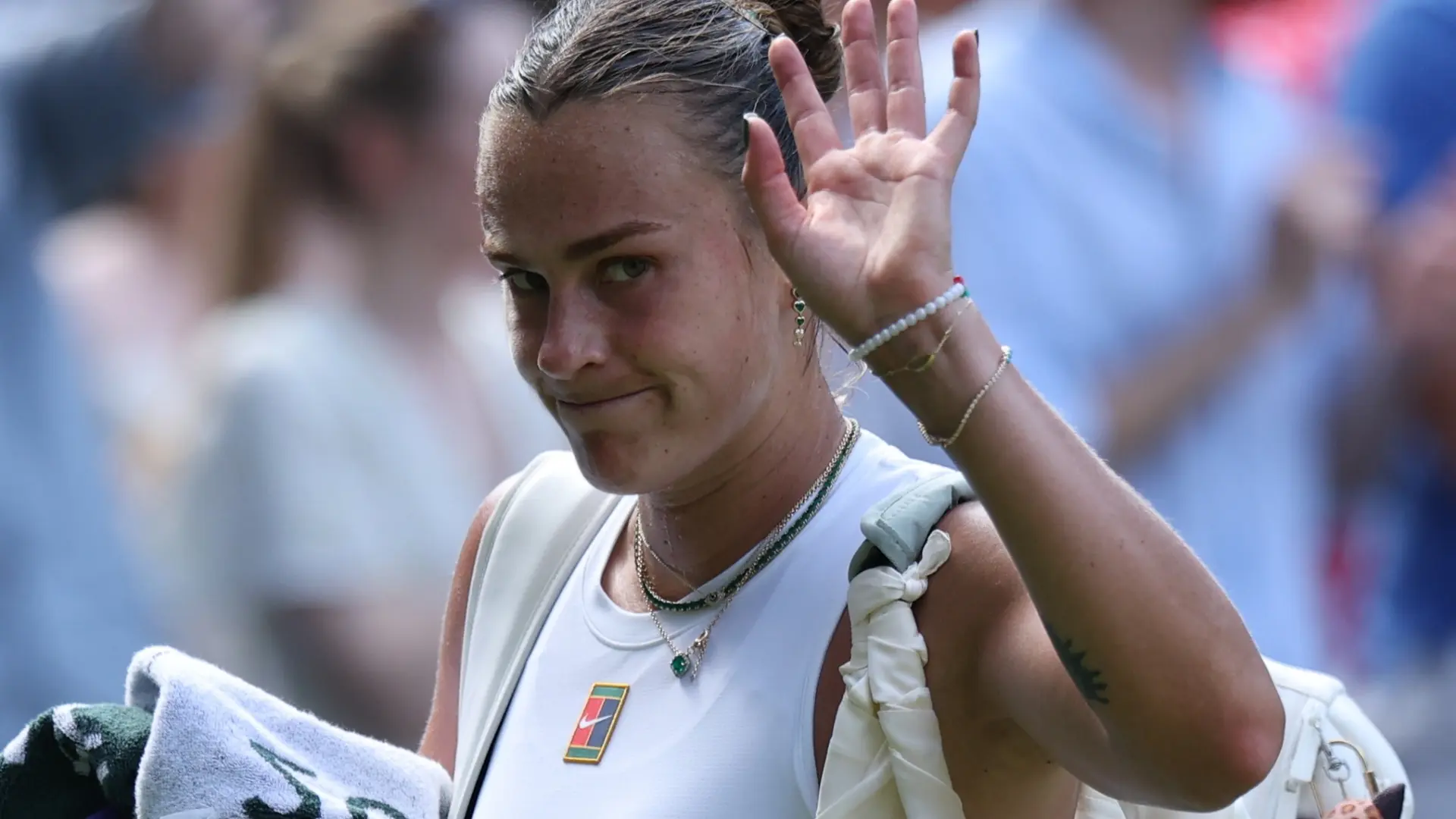 Sabalenka explota tras su derrota en Wimbledon: "Tengo una relación de odio con el torneo, ojalá cambie"
