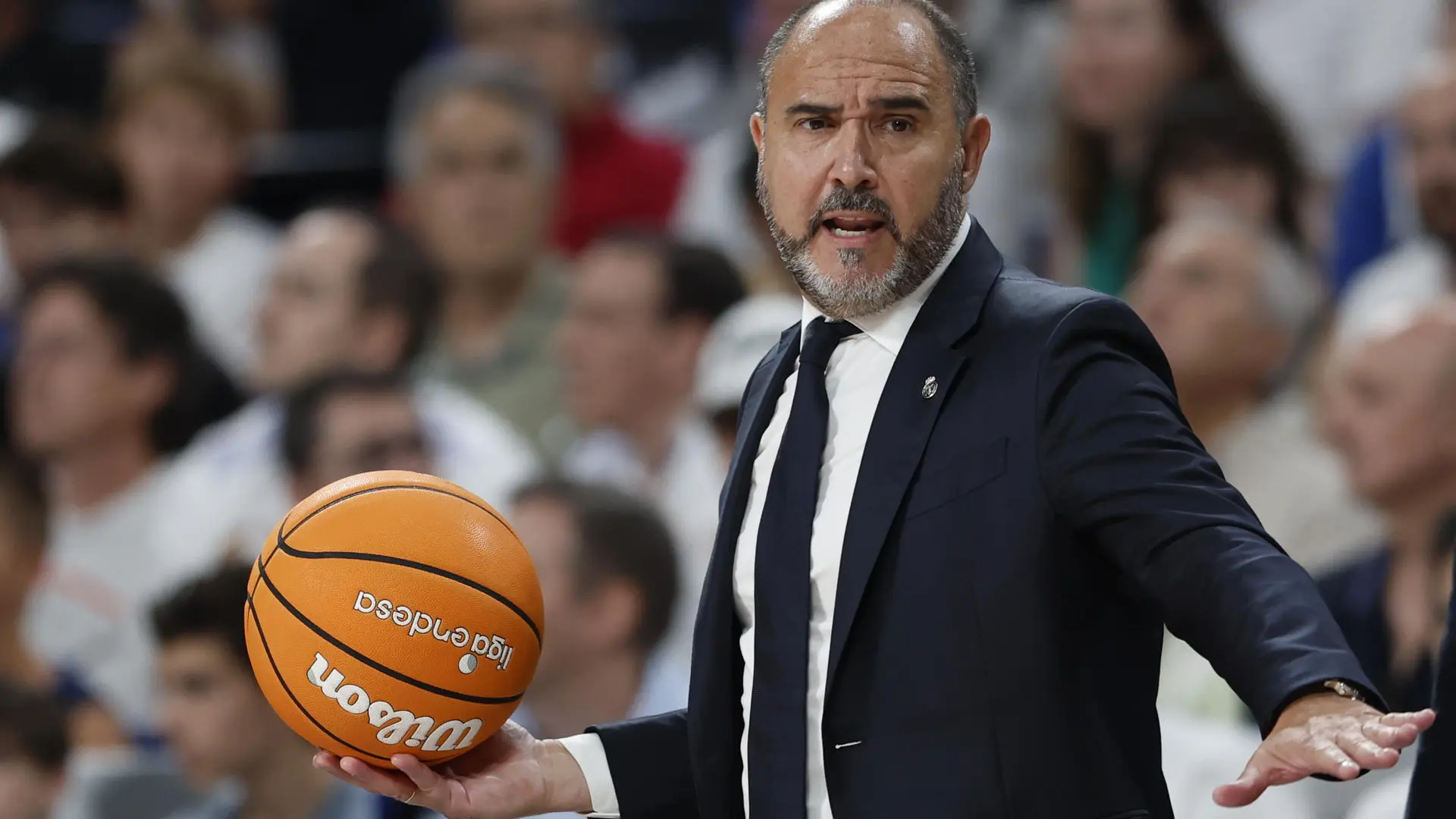 El Real Madrid le comunica su despido a Chus Mateo pese a ganar la ACB: el seleccionador español Scariolo, el favorito para sustituirle