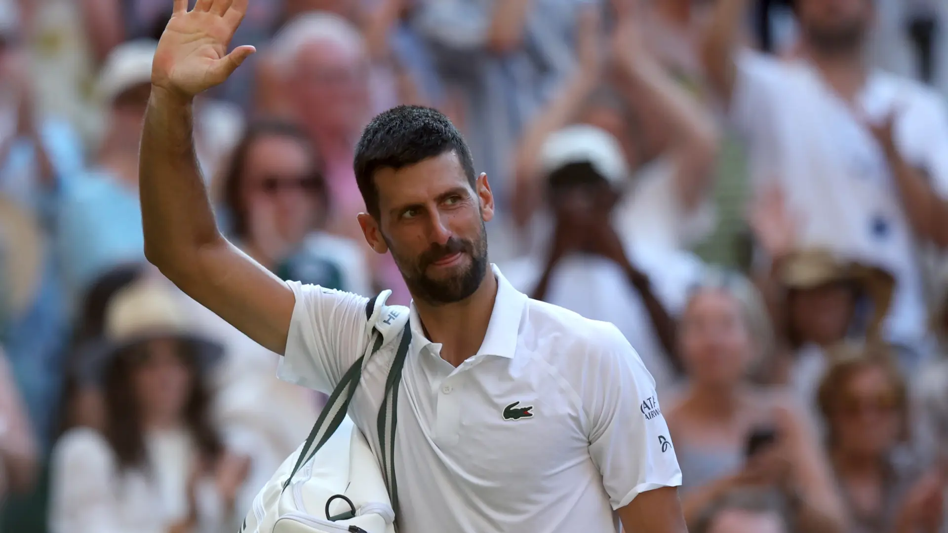 Novak Djokovic no da su brazo a torcer tras ser arrollado por Sinner: "No planeo acabar hoy mi carrera en Wimbledon, espero volver"