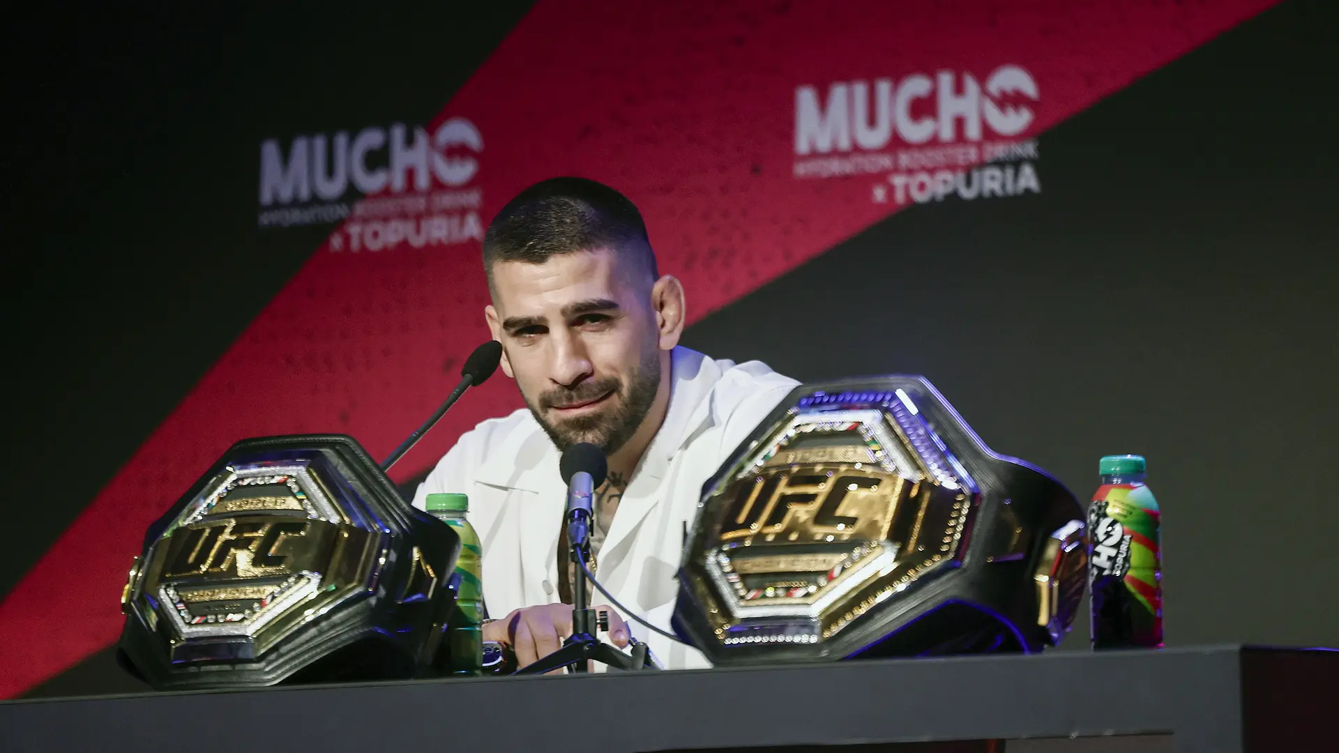 Las constantes comparaciones con Conor McGregor molestan a Ilia Topuria: "En mi corazón no vive nada así"
