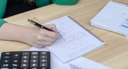 En matemáticas, humanos vencen a IA de Google y OpenAI con puntuación oro