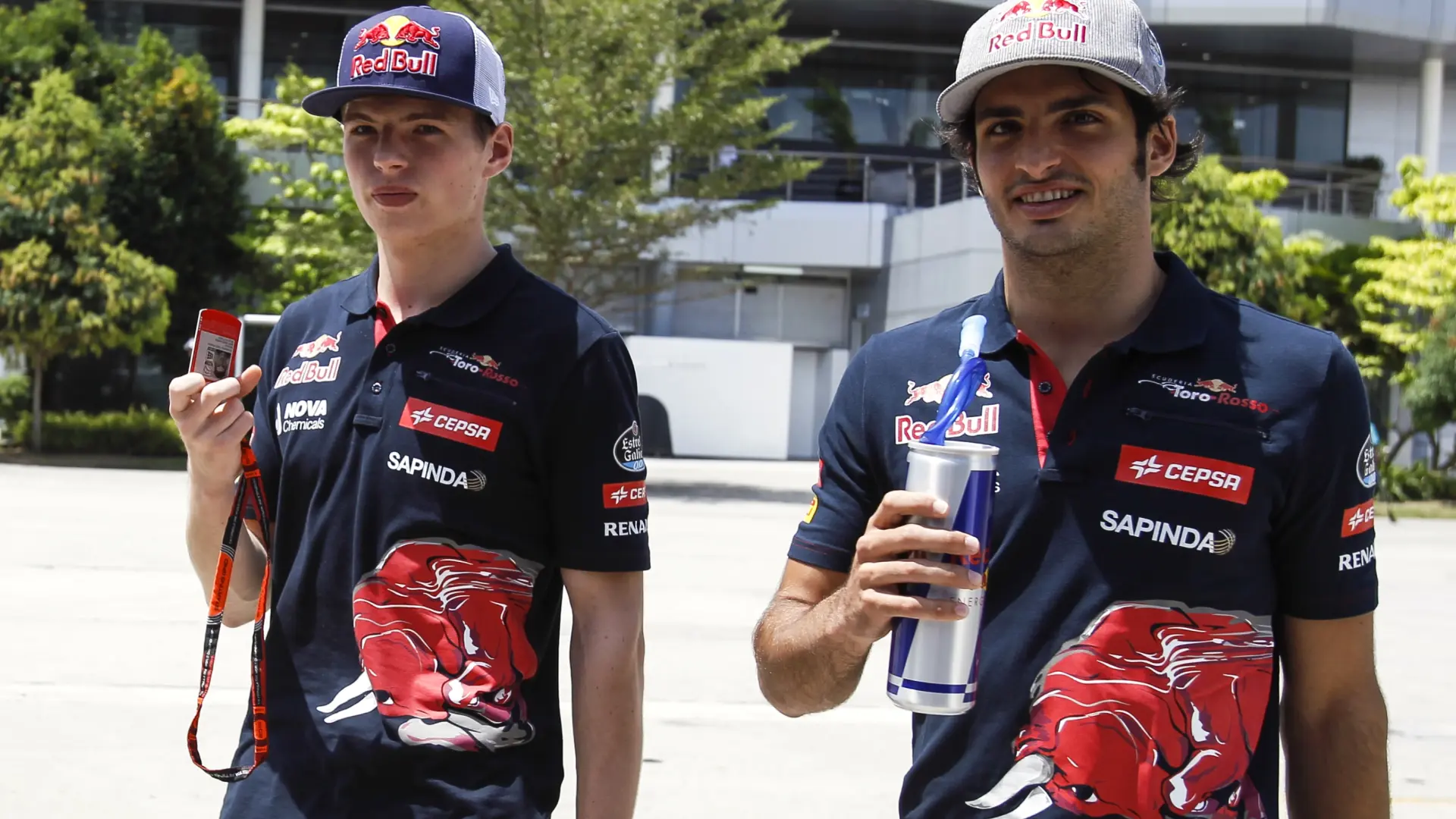 El recuerdo de Carlos Sainz sobre su etapa como compañero de Max Verstappen: "No lo pasé tan mal"