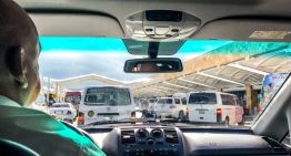 Turistas ya pueden agendar viajes por Uber en el Aeropuerto de Cancún