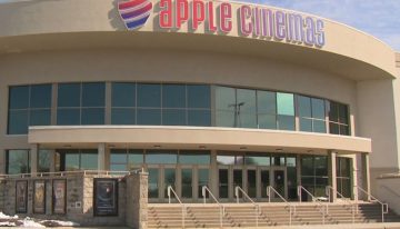 Apple vuelve a los tribunales por su nombre 18 años después del caso iPhone. Esta vez la batalla es contra una cadena de cines que dice llamarse así «por un centro comercial»