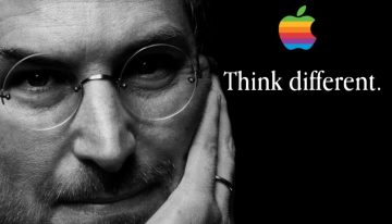Steve Jobs pronunció dos palabras que resucitaron Apple en su peor momento. «Think Different» y eso tenía un error gramatical que nadie notó