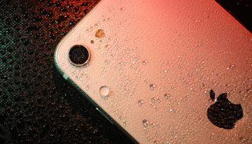La diferencia entre llevar o no tu iPhone mojado al servicio técnico pasa por este pequeño truco que aprendí a la fuerza