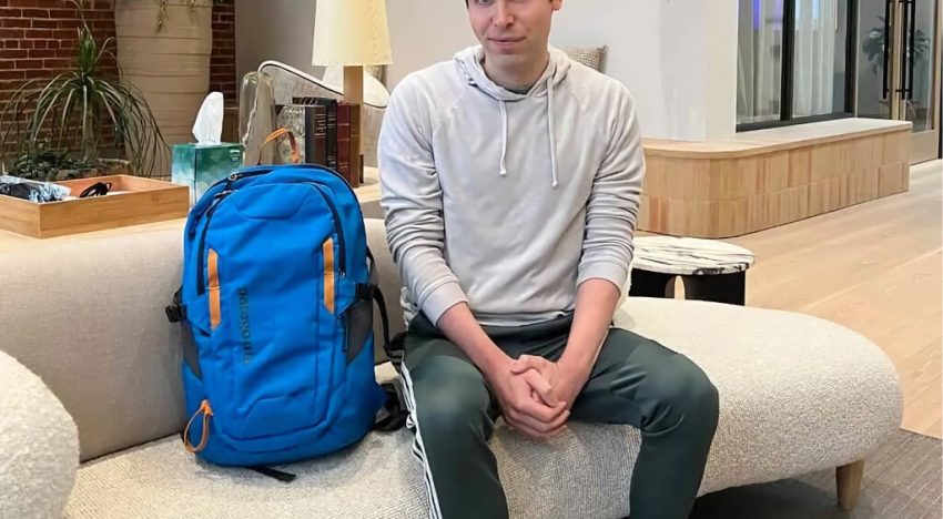 Así es la «mochila nuclear» del creador de ChatGPT: un supuesto MacBook capaz de apagar la IA en caso de apocalipsis