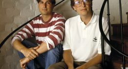 Estaba en el punto más bajo de su carrera, pero Steve Jobs ya «ponía en su sitio» a Bill Gates: la entrevista fue en su casa y bajo sus condiciones