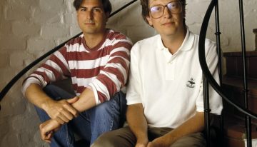Estaba en el punto más bajo de su carrera, pero Steve Jobs ya «ponía en su sitio» a Bill Gates: la entrevista fue en su casa y bajo sus condiciones