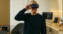 A quienes vaticinan el fracaso de Apple Vision Pro, Tim Cook tiene algo que decirles: «Creemos en ello»