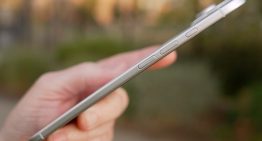 Ya no es un rumor, es una imagen: se filtra la batería del iPhone 17 Air y es tan fina «que asusta»